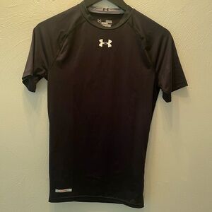 Under Armour muscle compression top, men’s size Medium